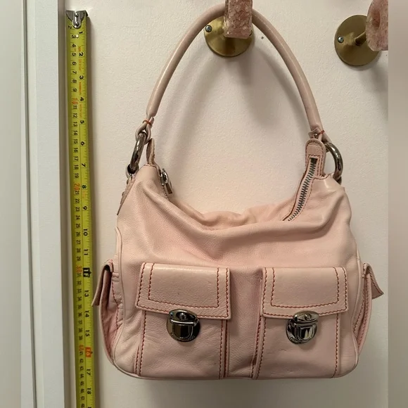 Marc Jacobs Leather Shoulder Bag in Blush Pink - Picture 13 of 15